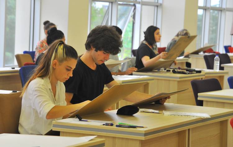 Sanat Tasarım ve Mimarlık Fakültesi Özel Yetenek Sınavı